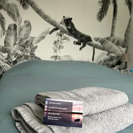 La Petite Bicoque Bed & Breakfast Saint-Suliac
