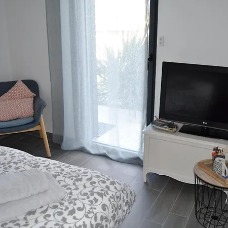 La Petite Bicoque Bed & Breakfast Saint-Suliac